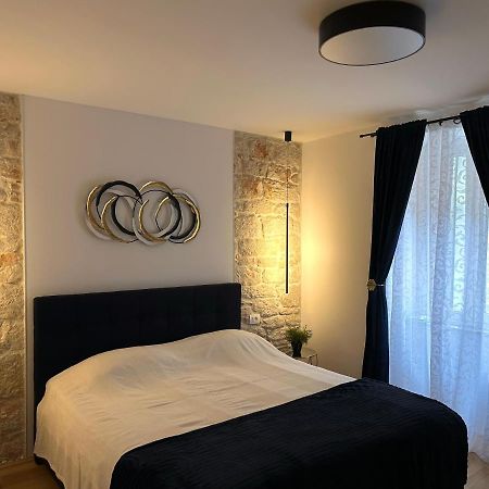 Apartment Erin Center - New Renovated Rovigno Esterno foto