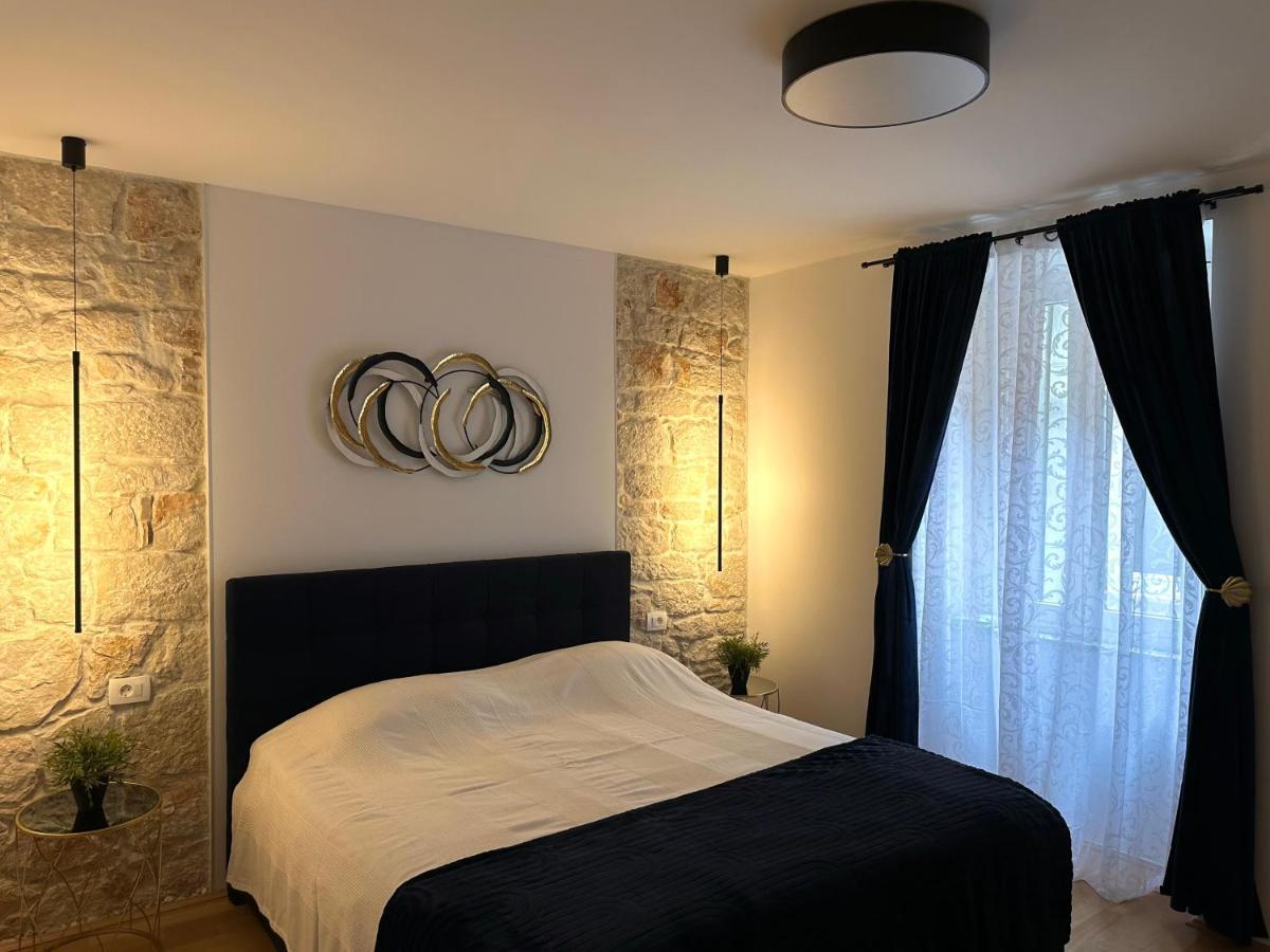 Apartment Erin Center - New Renovated Rovigno Esterno foto