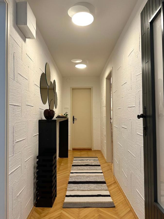 Apartment Erin Center - New Renovated Rovigno Esterno foto